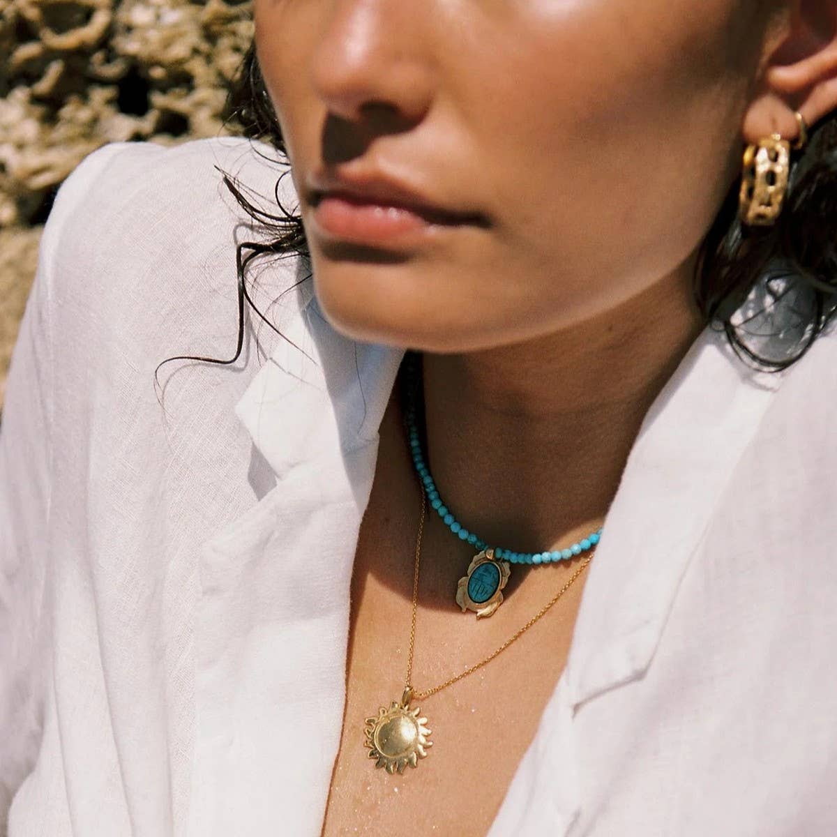 Gold Ocean Charms Necklace – Fish & Shell Beads_CWAJE4614
