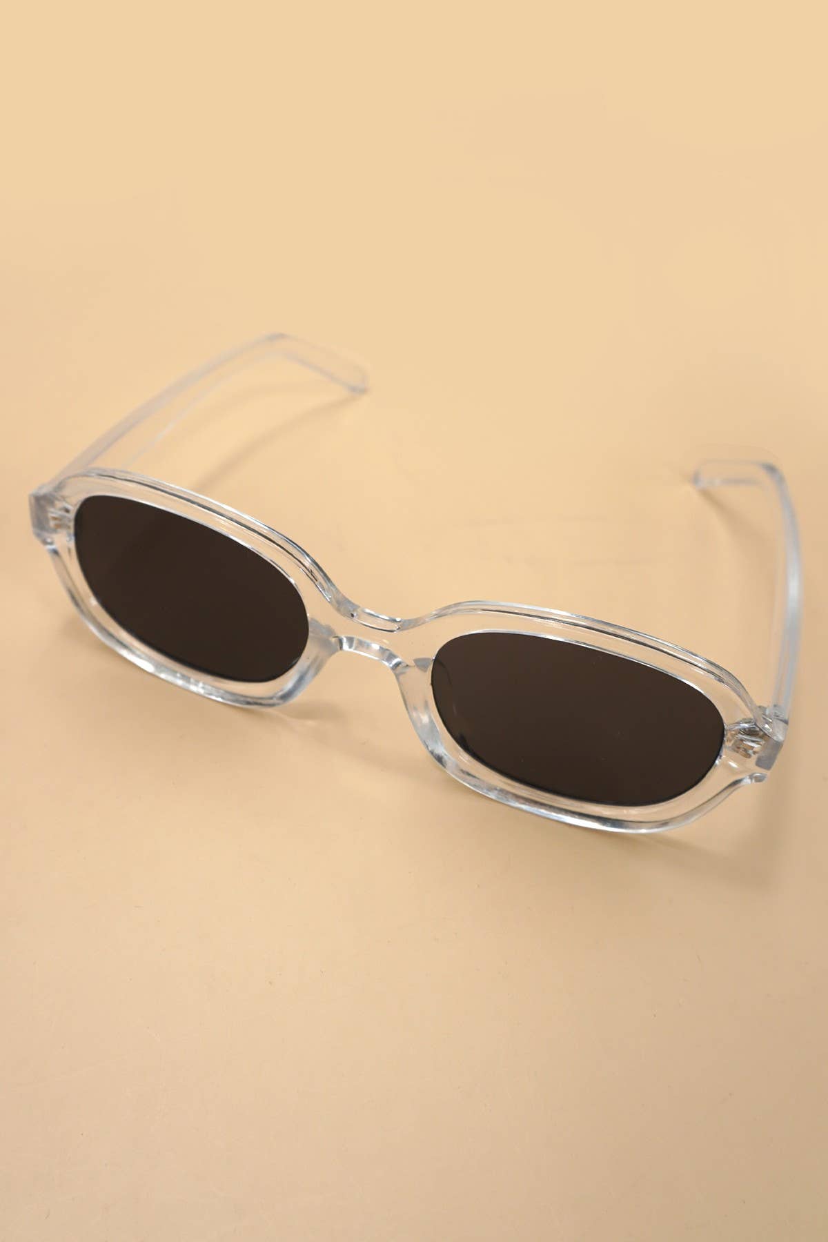 OVERSIZED RETRO FRAME SUNGLASSES