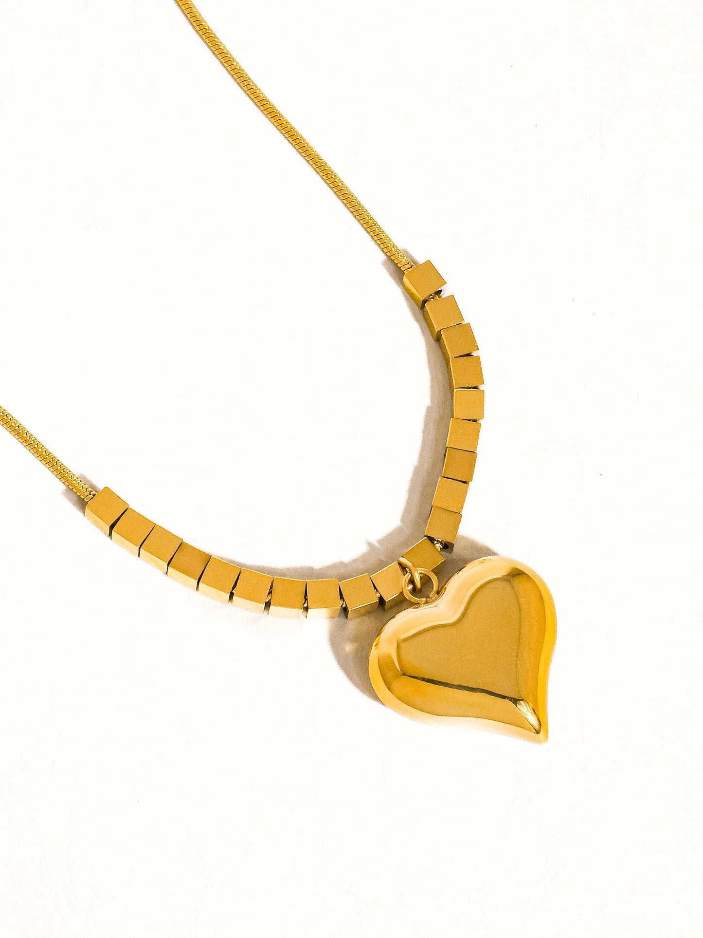 Bellamy 18K Gold Non-Tarnish Classic Heart Necklace