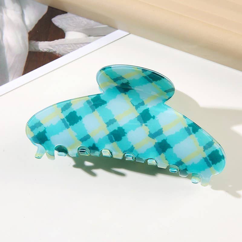 Pink Checker Oval Claw Clip