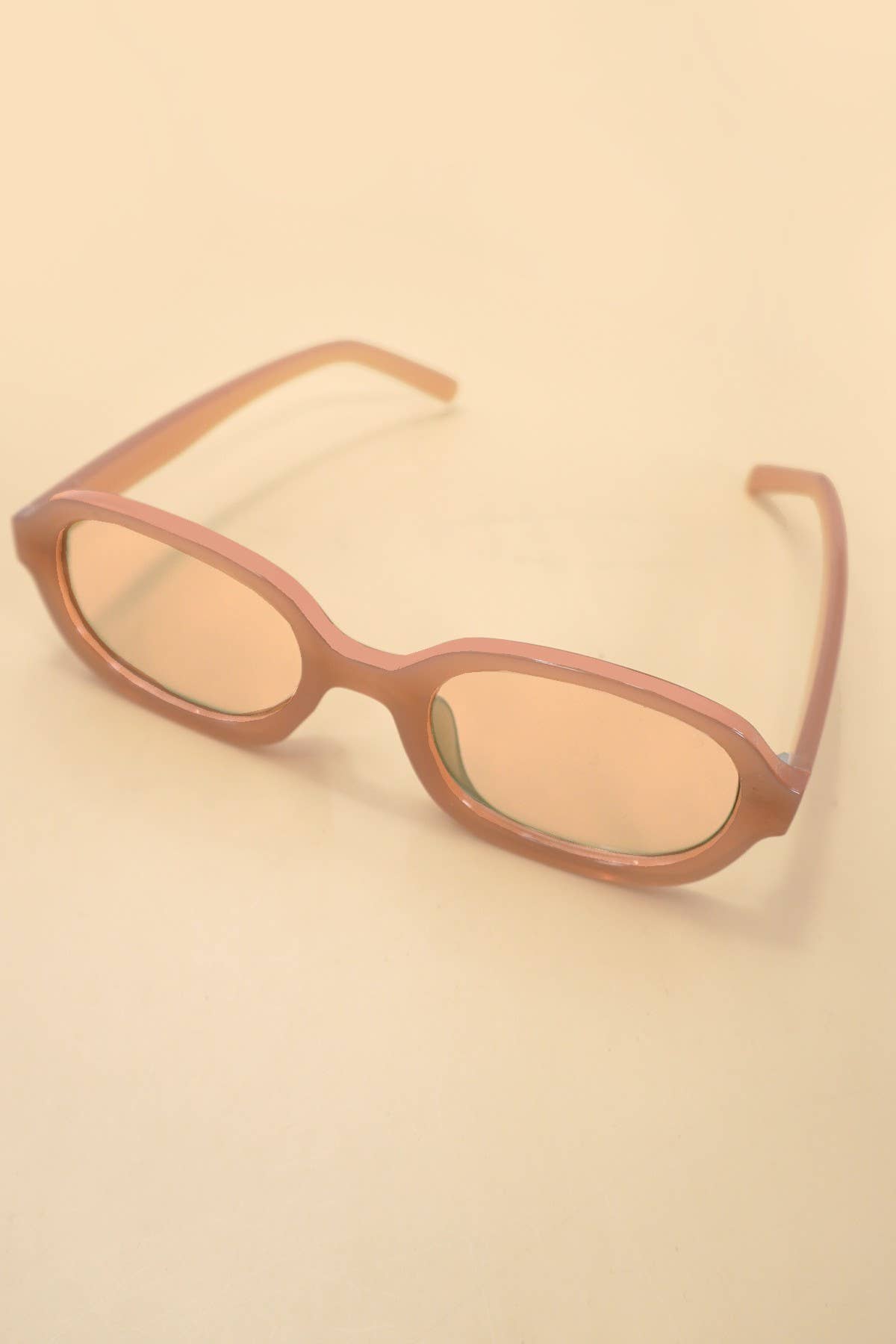 OVERSIZED RETRO FRAME SUNGLASSES