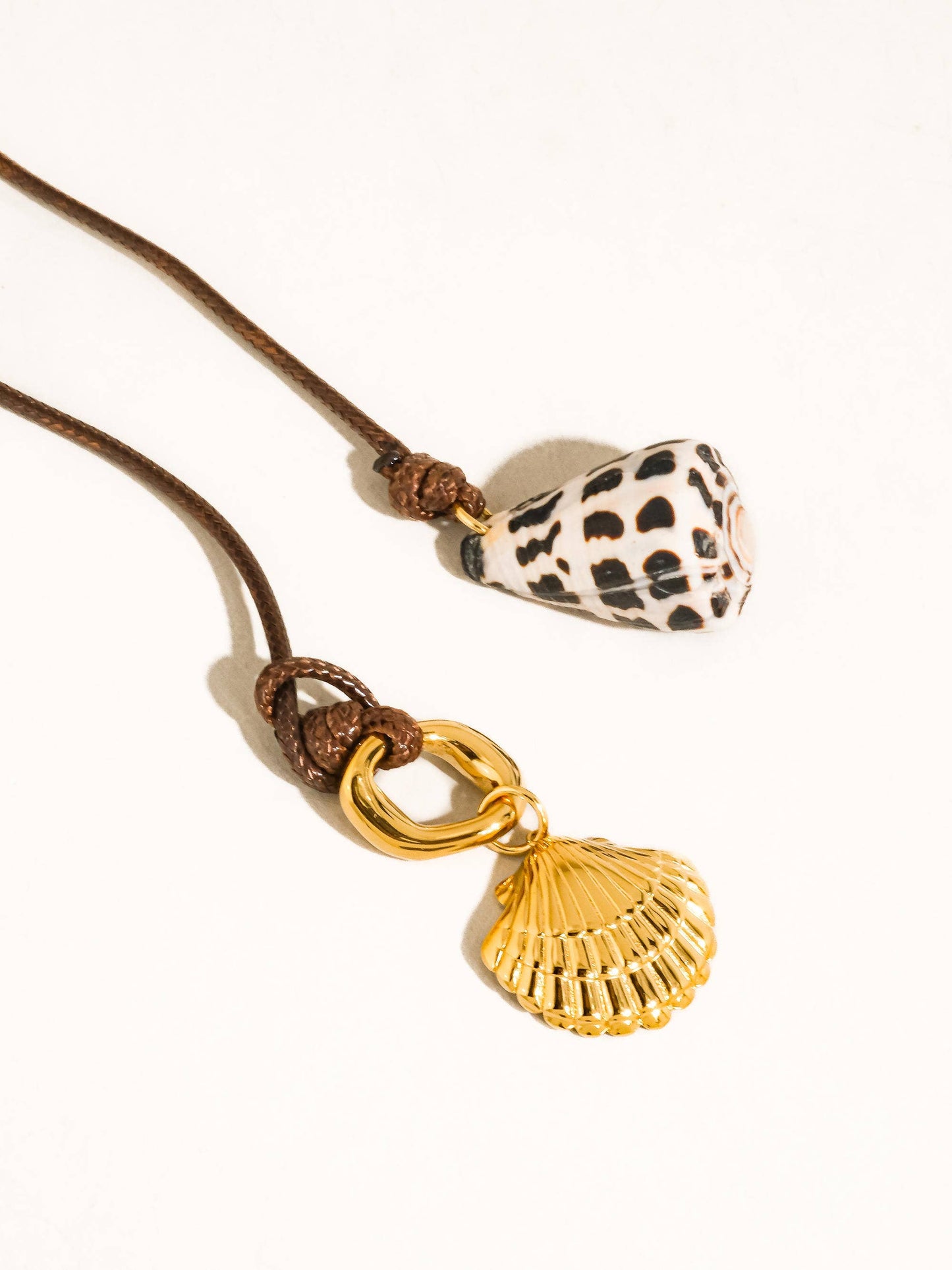 Chia 18K Gold Non-Tarnish Shell Charm Cord Necklace