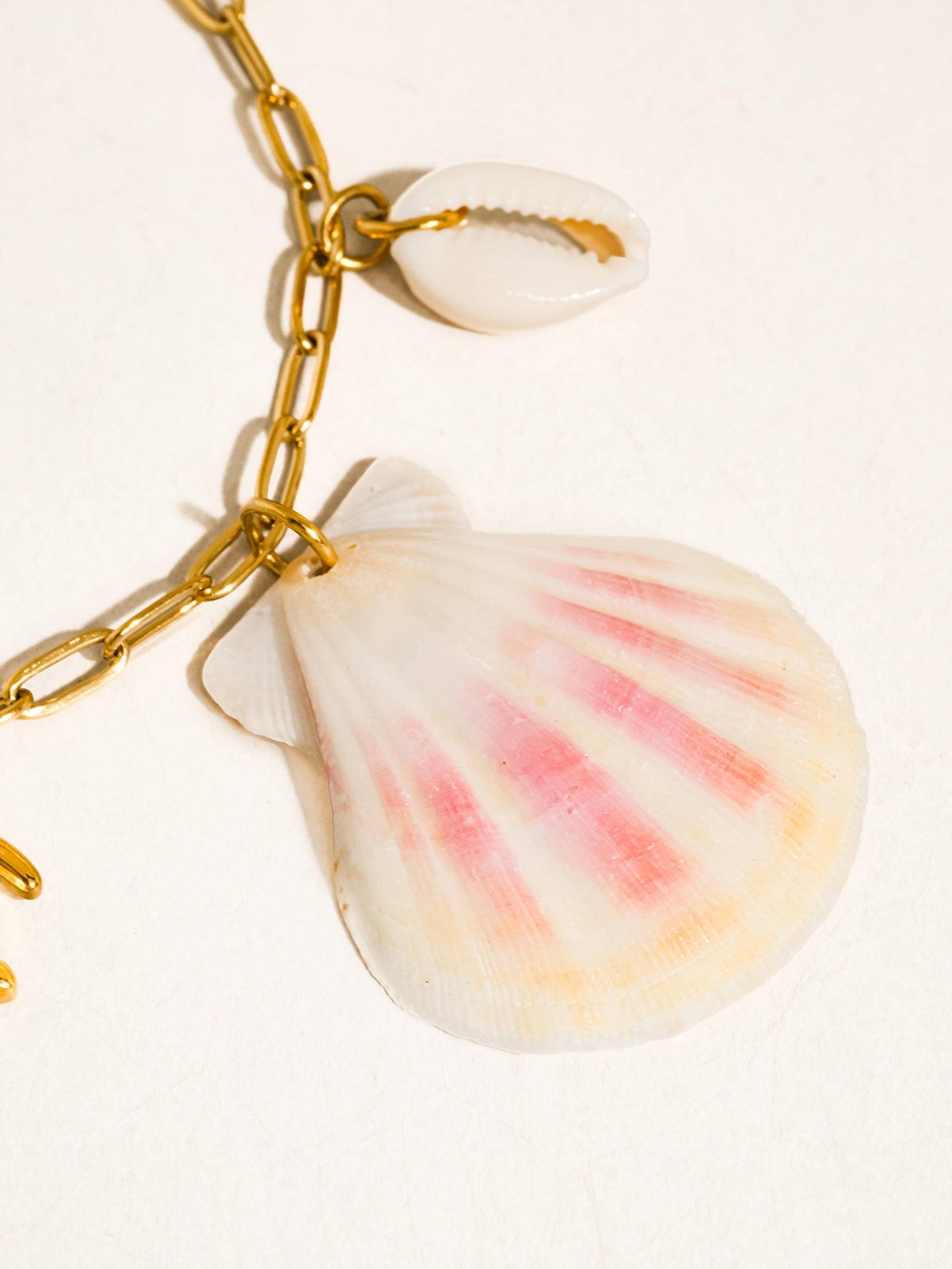 Ibiza 18K Gold Non-Tarnish Seashell Charm Necklace