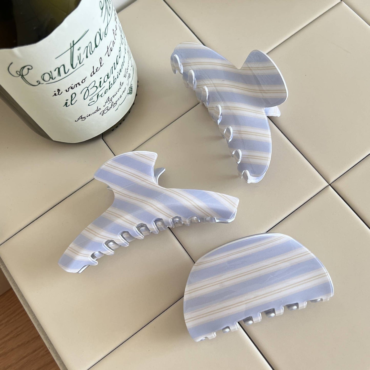 Fashionable Blue - White Striped Patterns Hair Claws