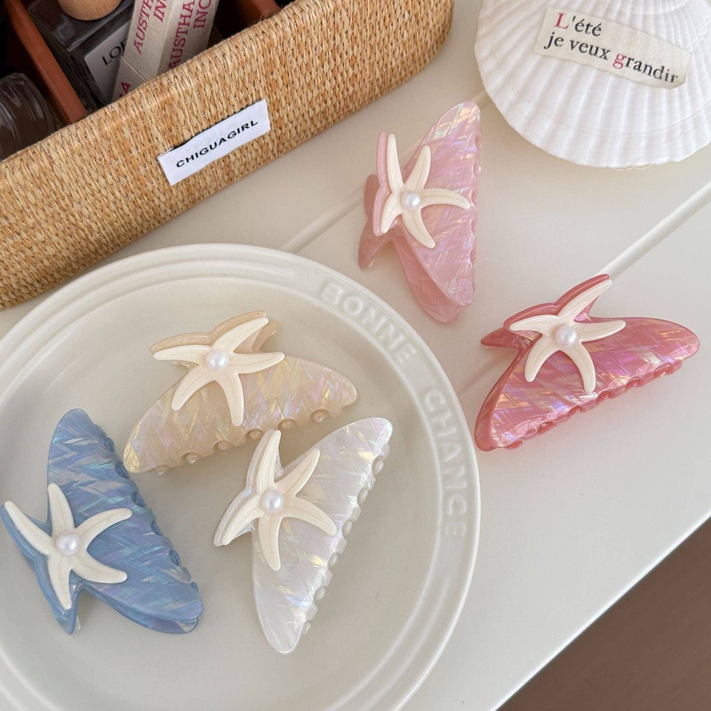 Trendy Pearl Starfish Medium Hair Claw