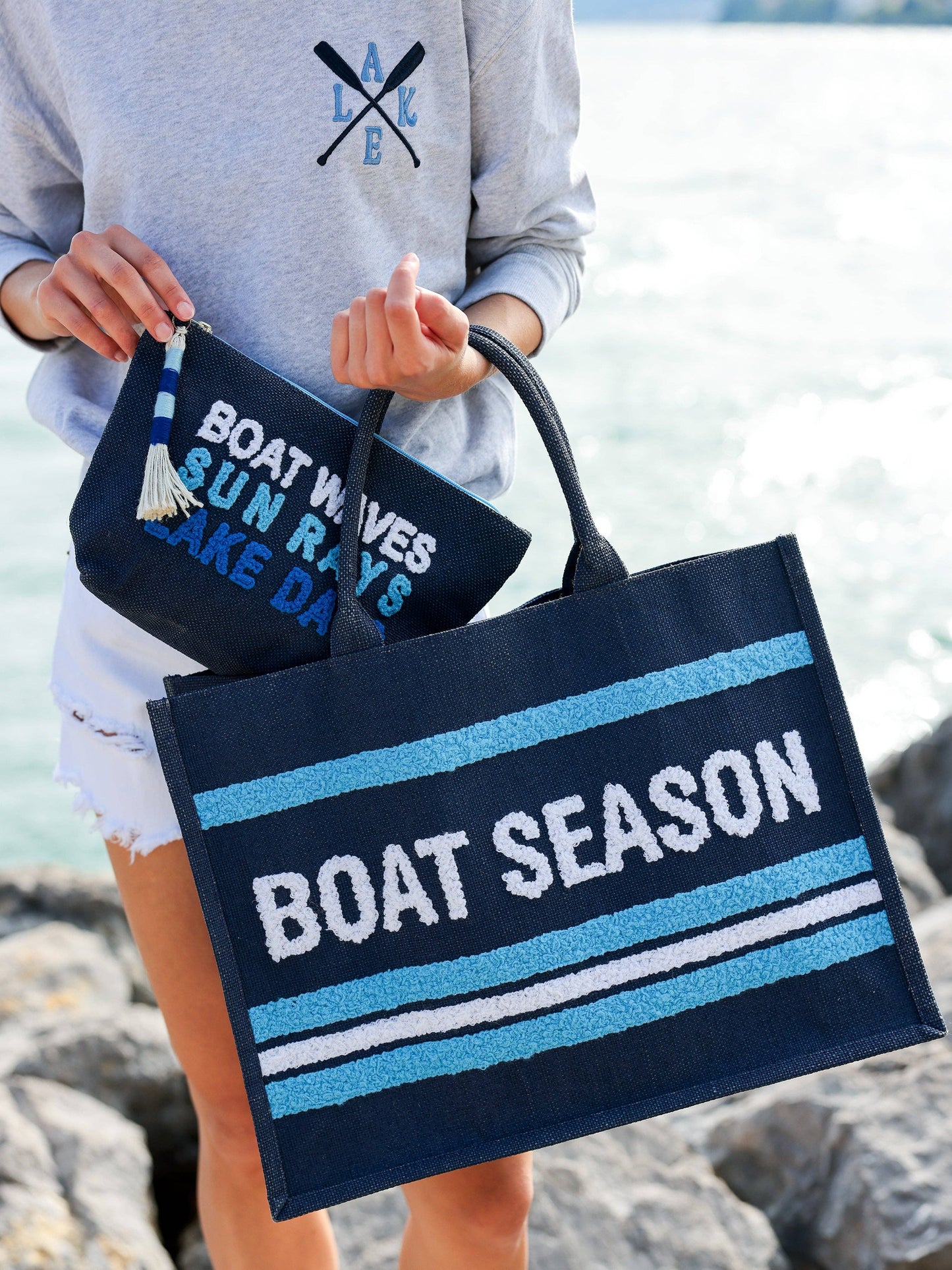 "BOAT SEASON" BEACH BAG, NAVY