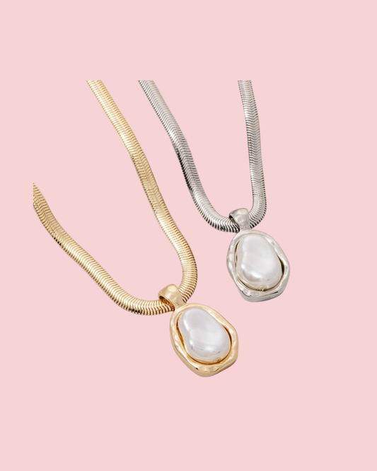 Pearl Pendant Herringbone Chain Necklace