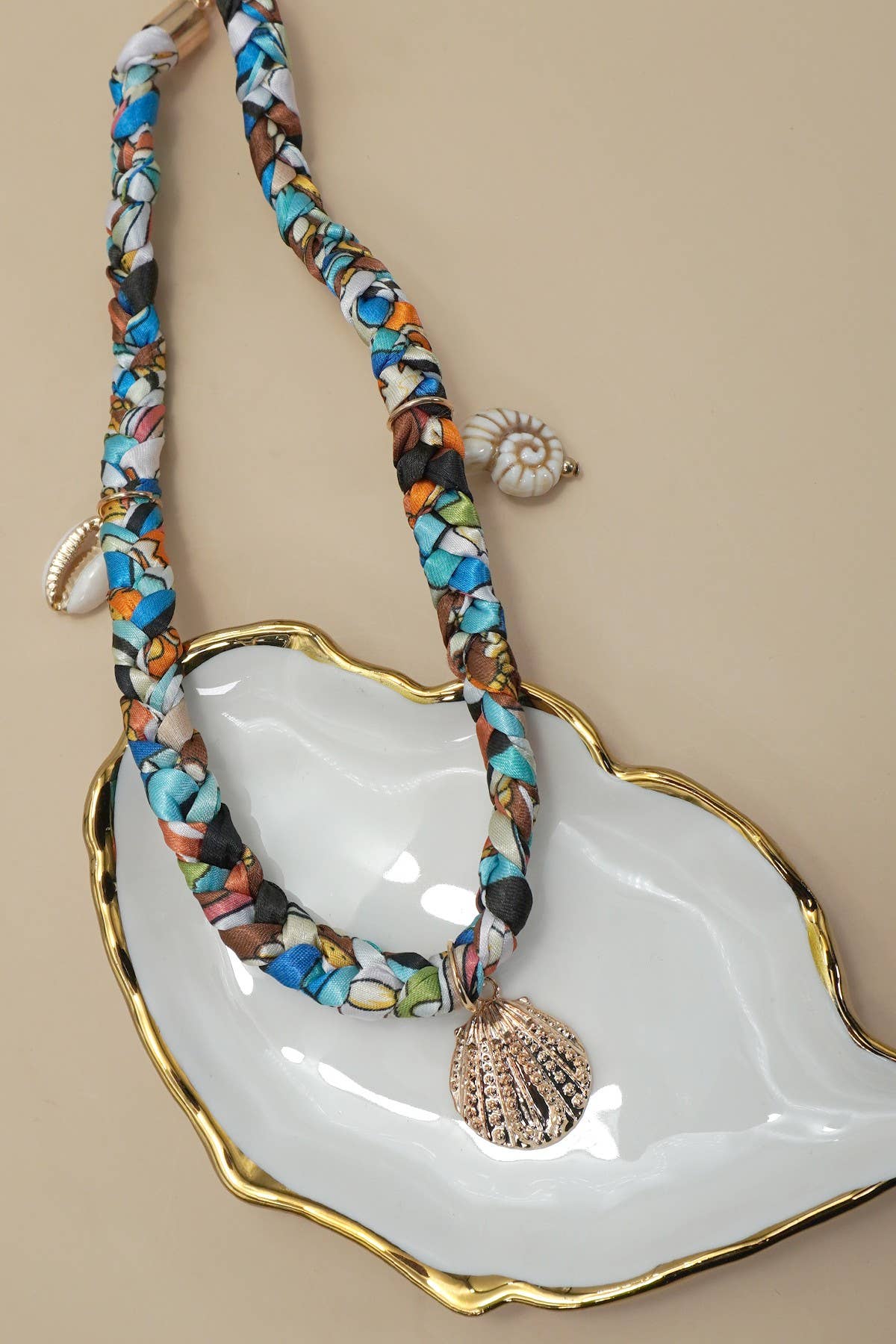 18K STAINLESS STEEL SCARF CHARM NECKLACE