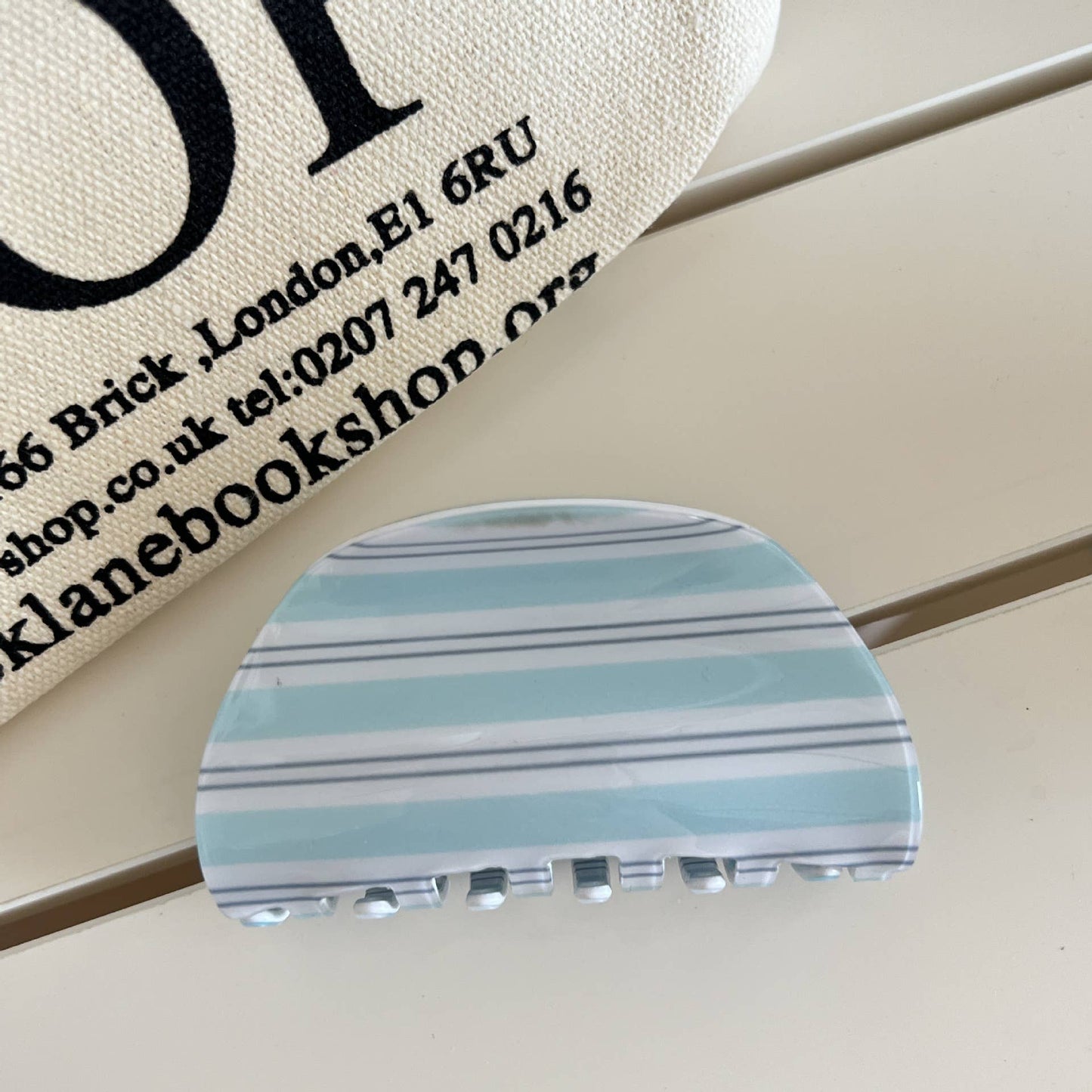 Fashionable Blue - White Striped Patterns Hair Claws
