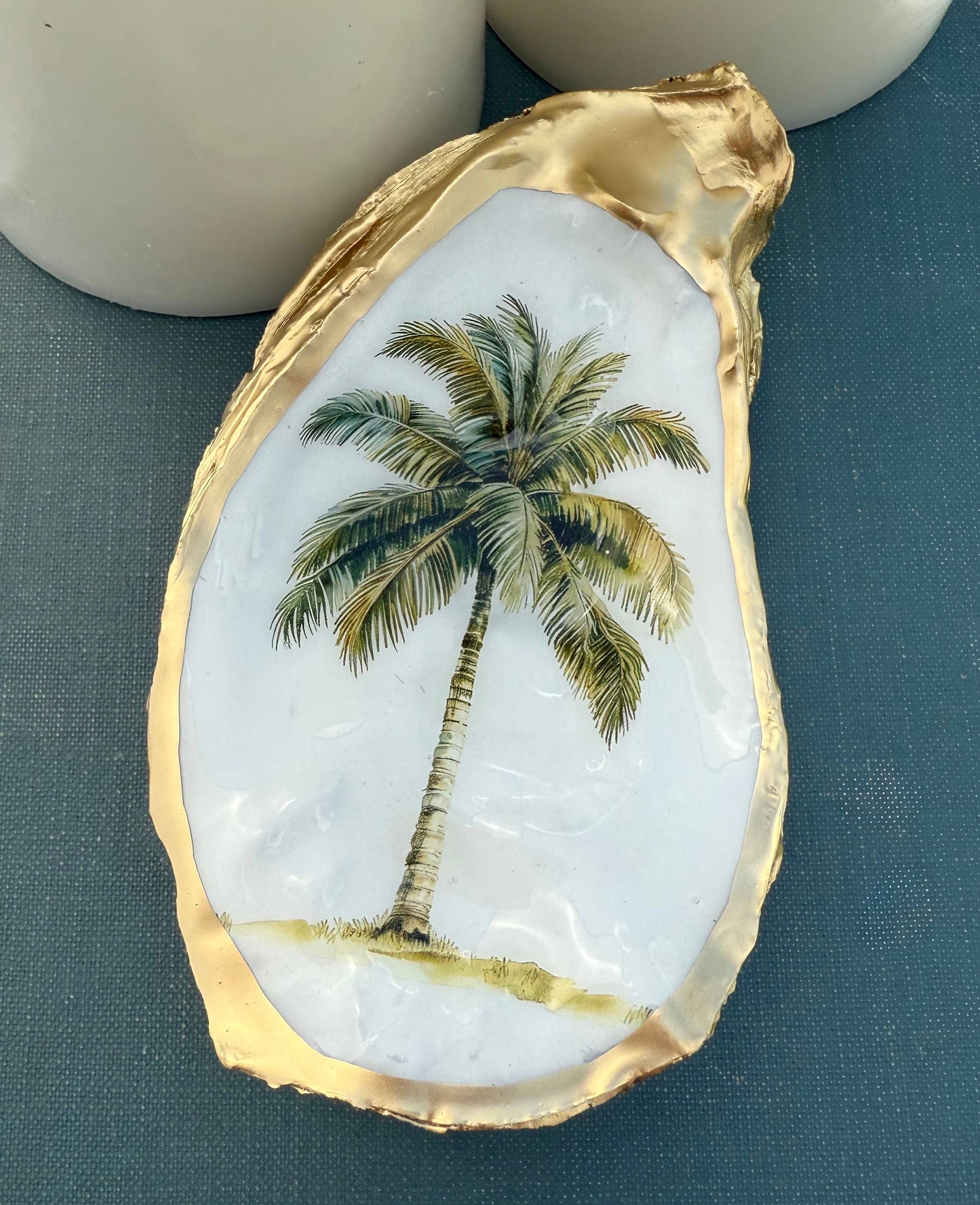 Decoupage Oyster Ring Dish--Majestic Palm