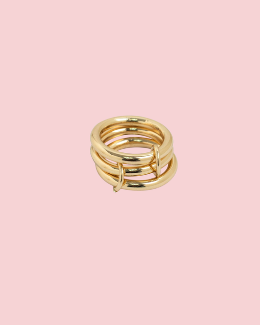 Minimal Gold Interlocking Ring