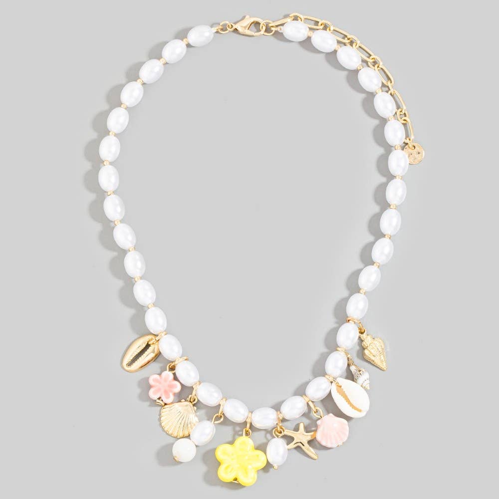 Mixed Sea Life Charms Oval Pearl Beaded Necklace