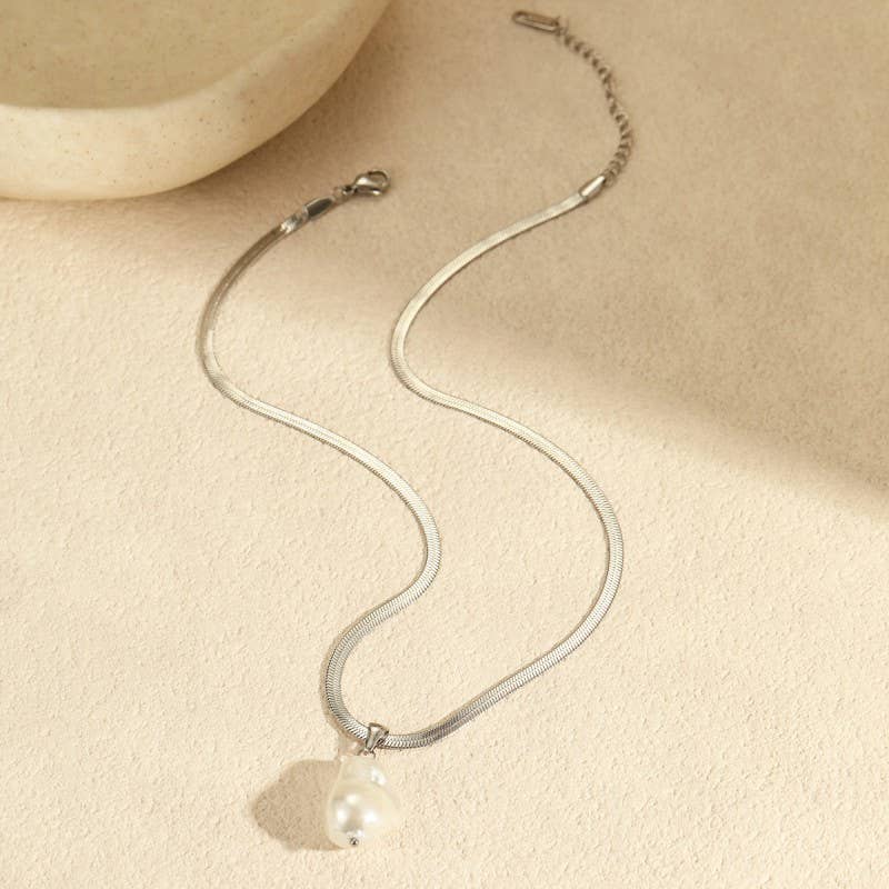 Stainless Steel Free Pearl Necklace