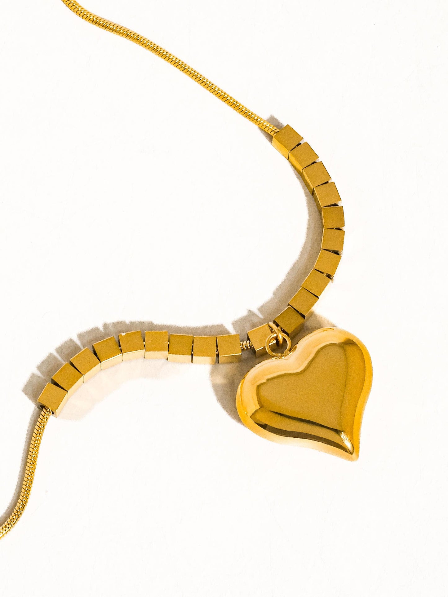 Bellamy 18K Gold Non-Tarnish Classic Heart Necklace