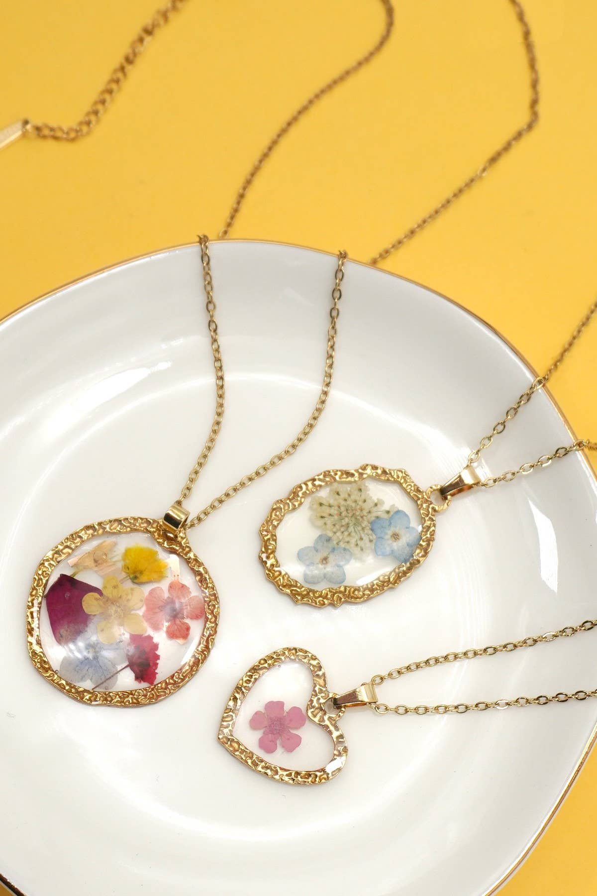 Stainless Steel Tarnish Free Flower Necklace