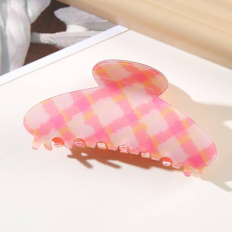 Pink Checker Oval Claw Clip