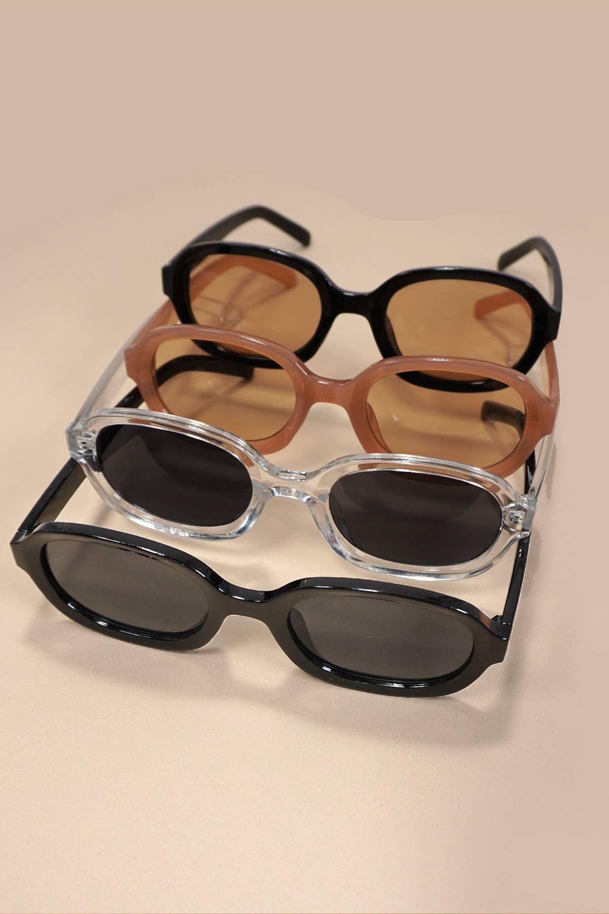OVERSIZED RETRO FRAME SUNGLASSES