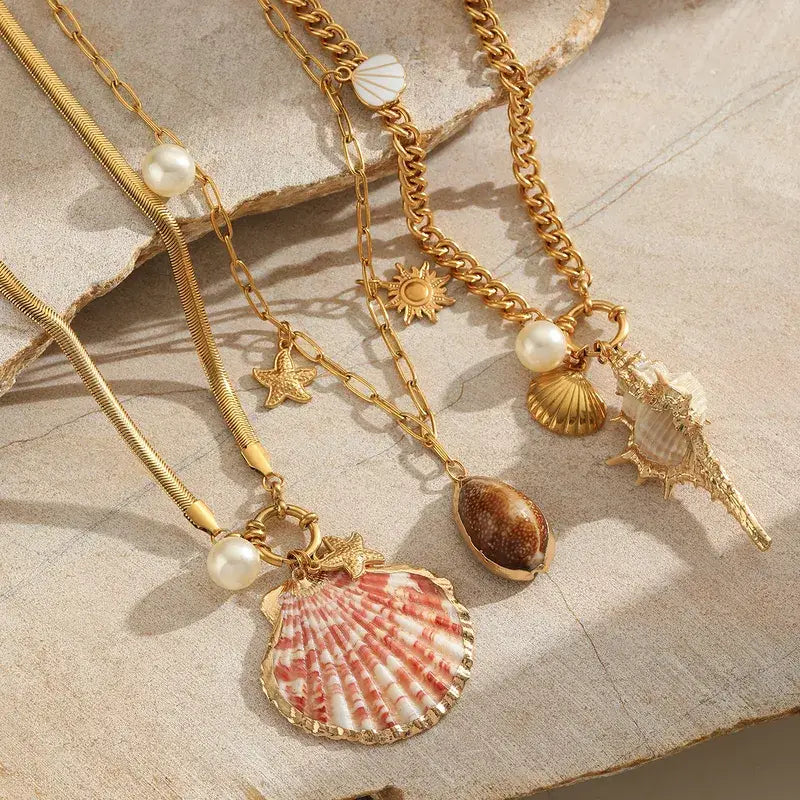 18K Gold Shell Charm Necklace – Stainless Steel