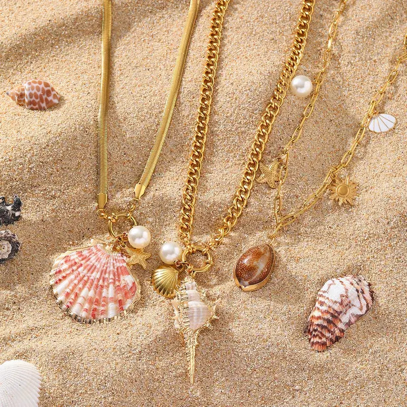 18K Gold Shell Charm Necklace – Stainless Steel