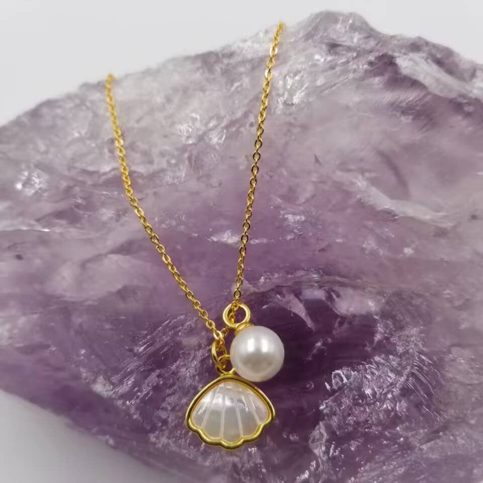 Gold Plated Shell and Pearl Necklace