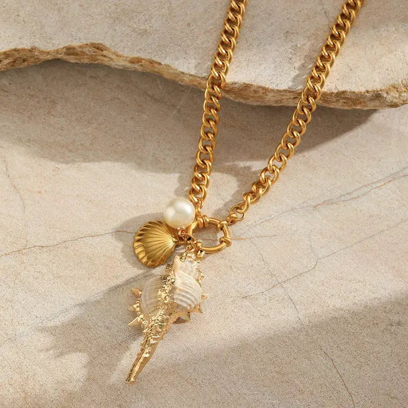 18K Gold Shell Charm Necklace – Stainless Steel