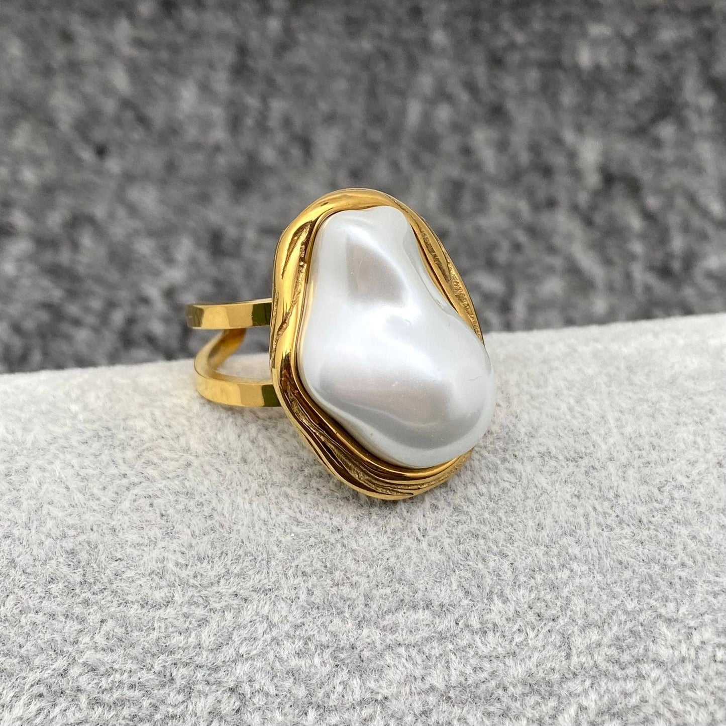 Baroque Pearl 18K Gold Plated Stainless Steel Ring - FGS