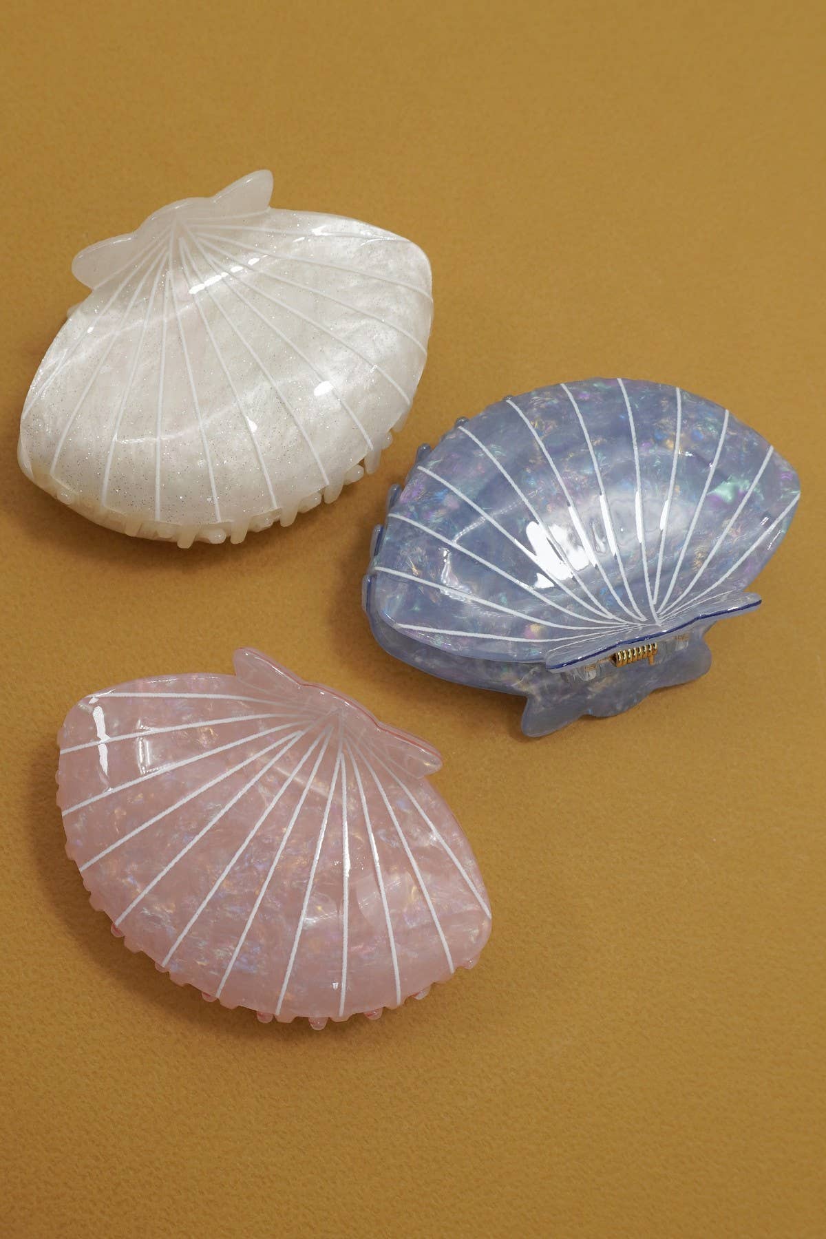 Jumbo Pink PVC Seashell Claw Clip