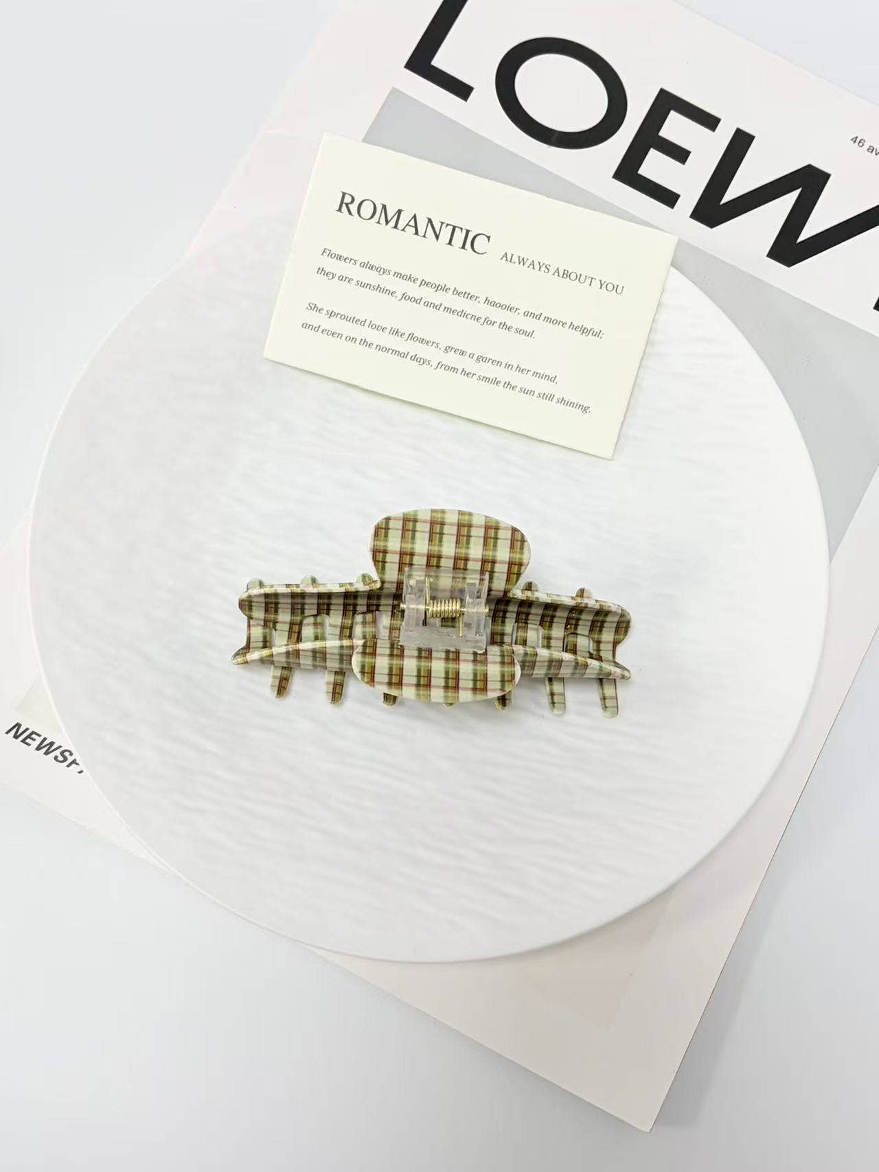 Vintage Plaid Pattern Hair Claw Clip