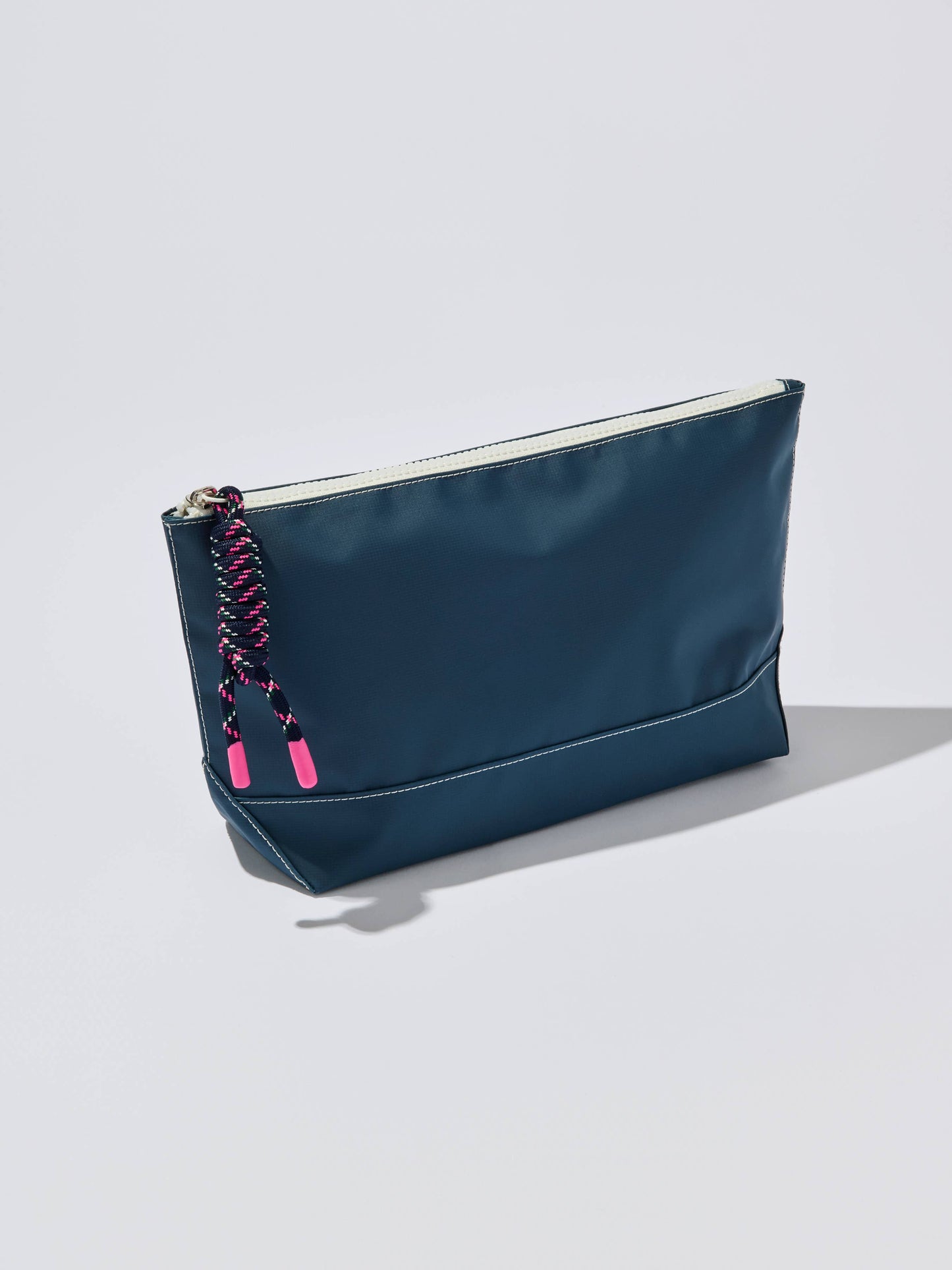 PORT WATER RESISTANT ZIP POUCH