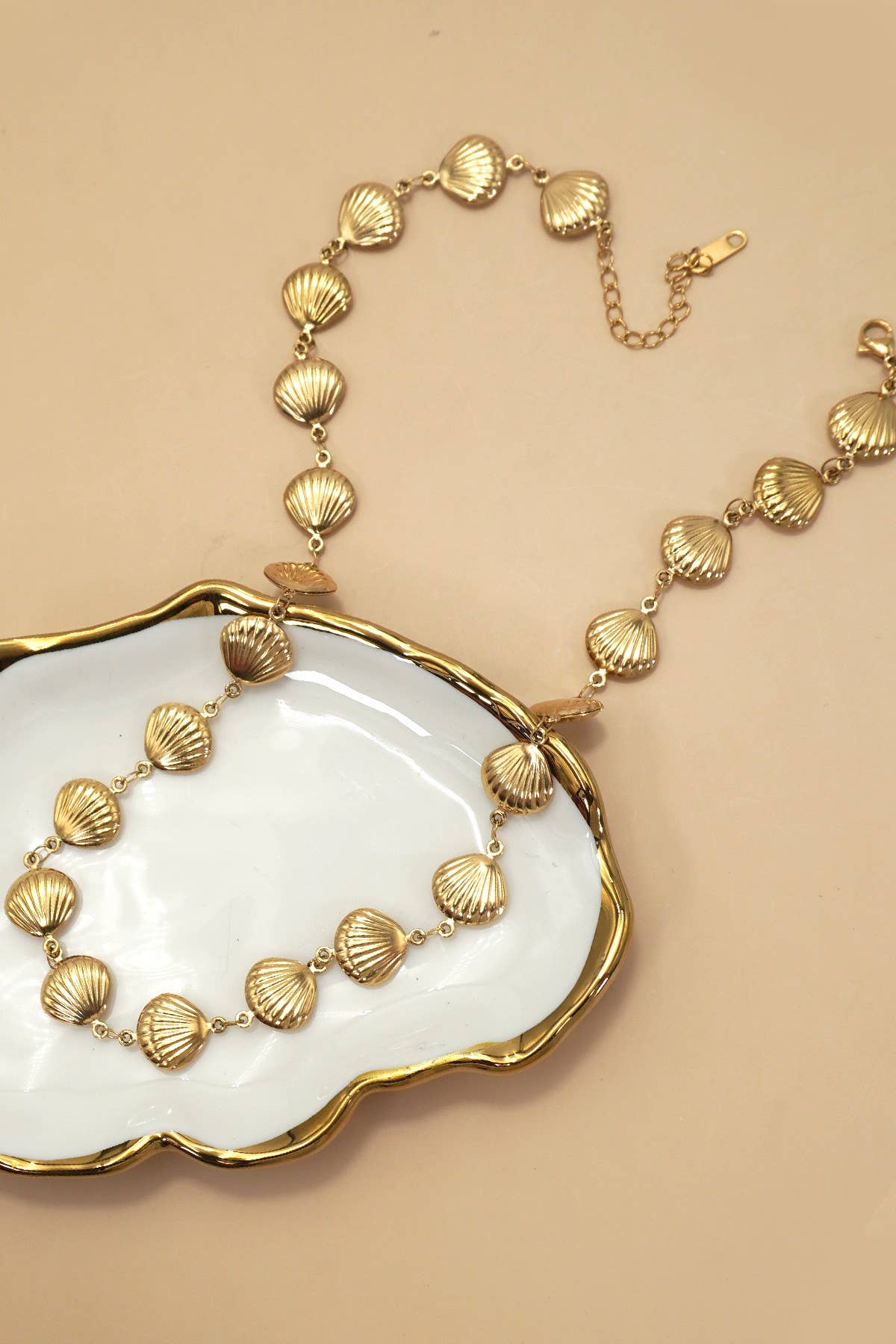 18K STAINLESS STEEL TARNISH FREE SEASHELL NECKLACE| 40NK9581