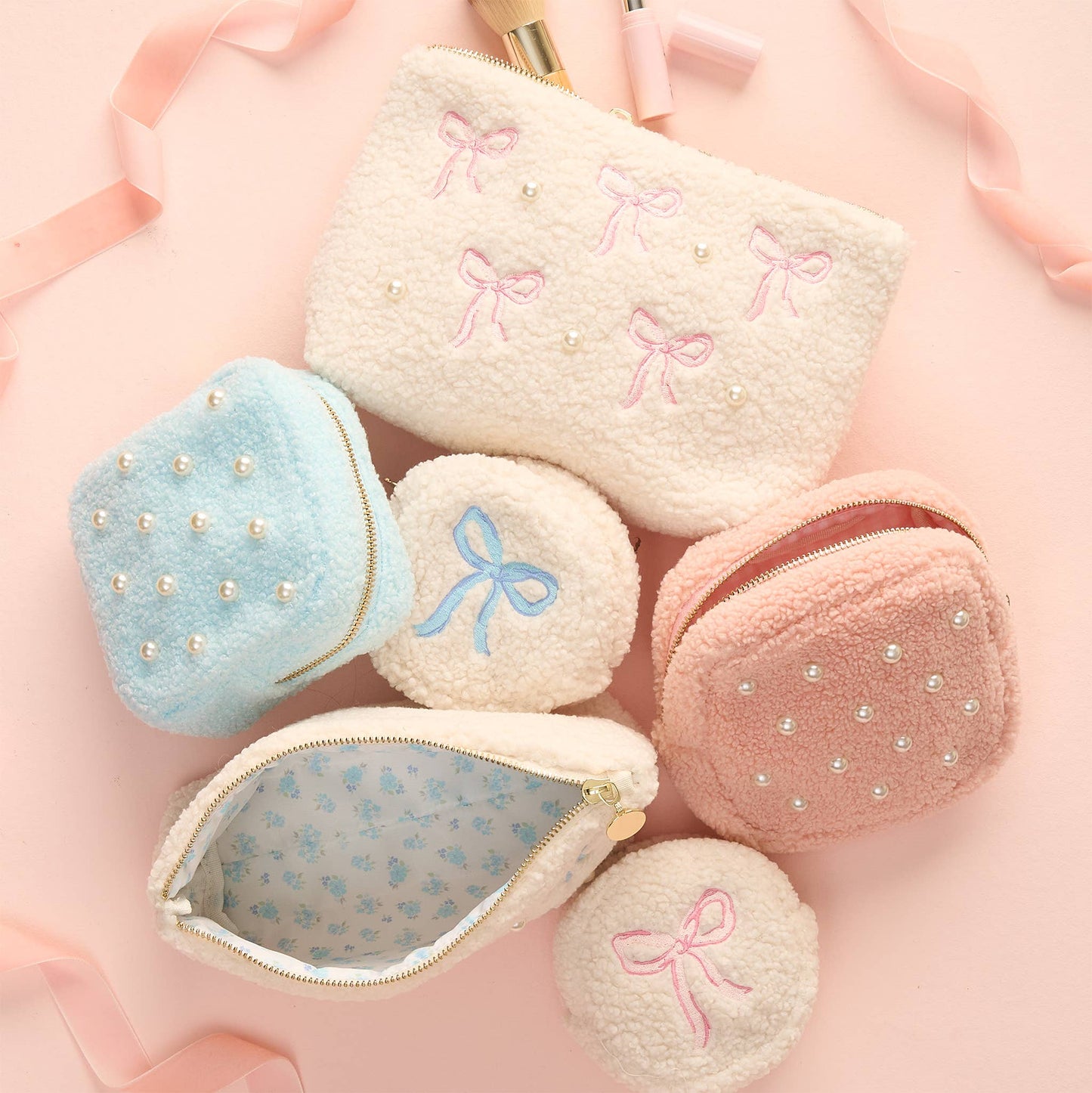 Teddy Pouch-Square Pearl Blue
