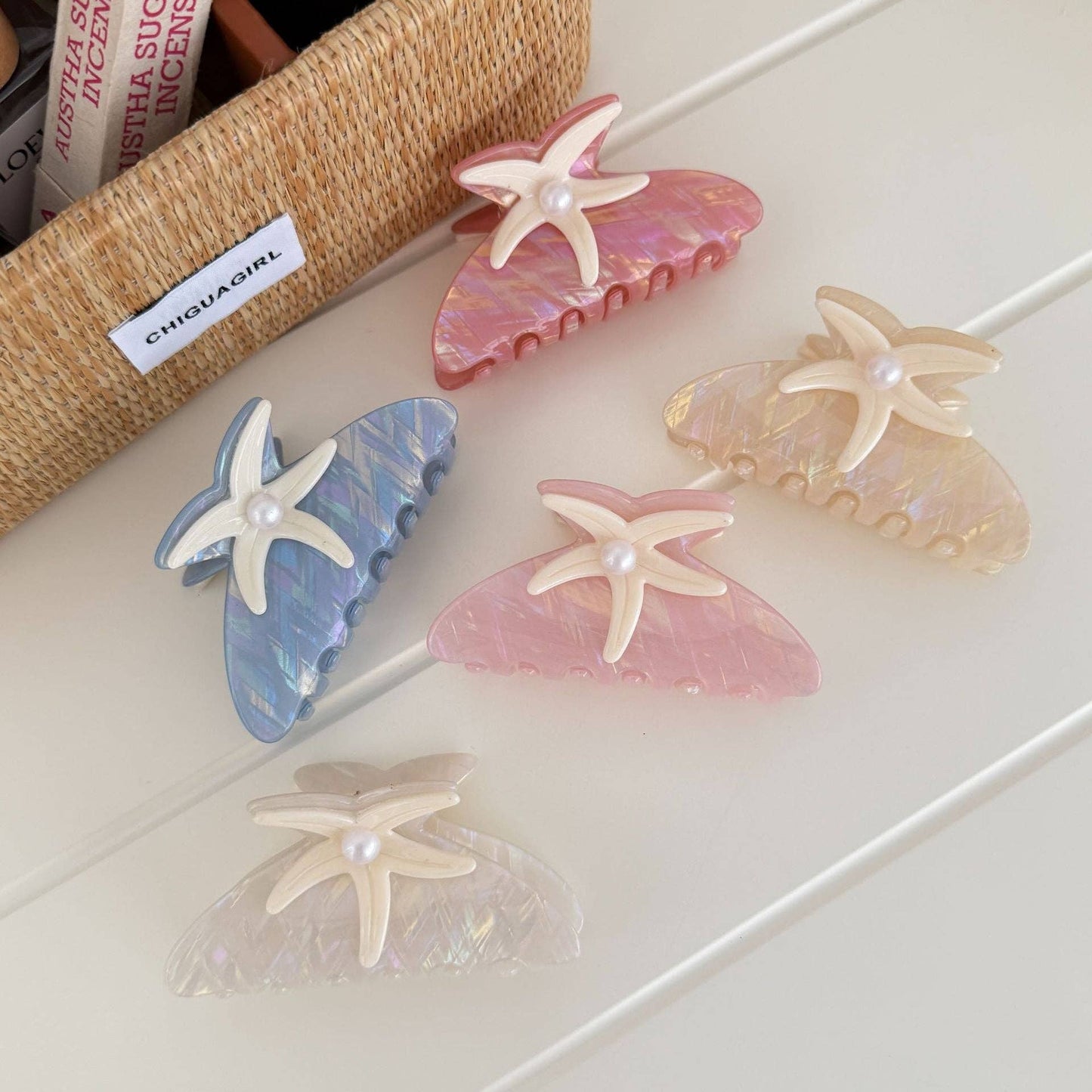 Trendy Pearl Starfish Medium Hair Claw