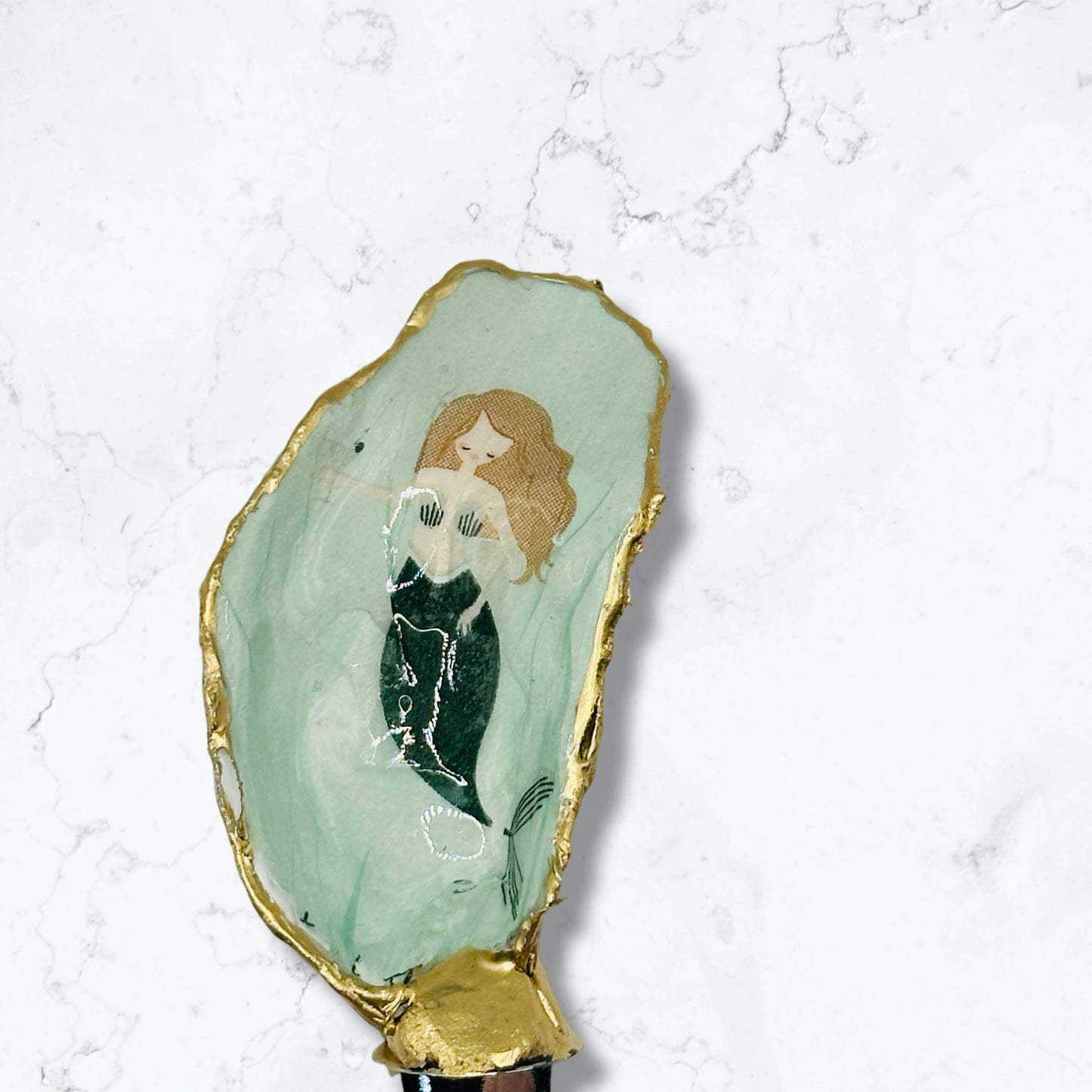 Seafoam Mermaid Oyster Shell Wine Stopper – Gold Rim